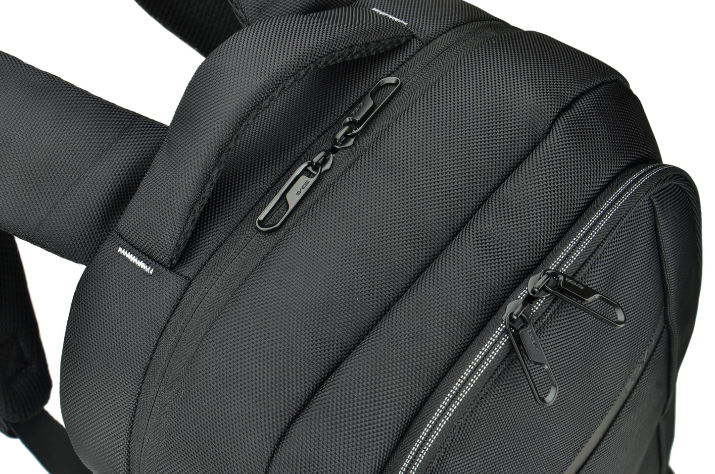 Traveller Large Laptop Backpack 22L - Black AGVA